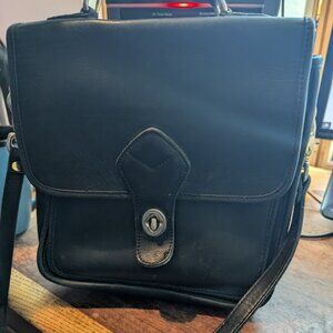 Georgetown Leather Design Black Leather Shoulder Bag
